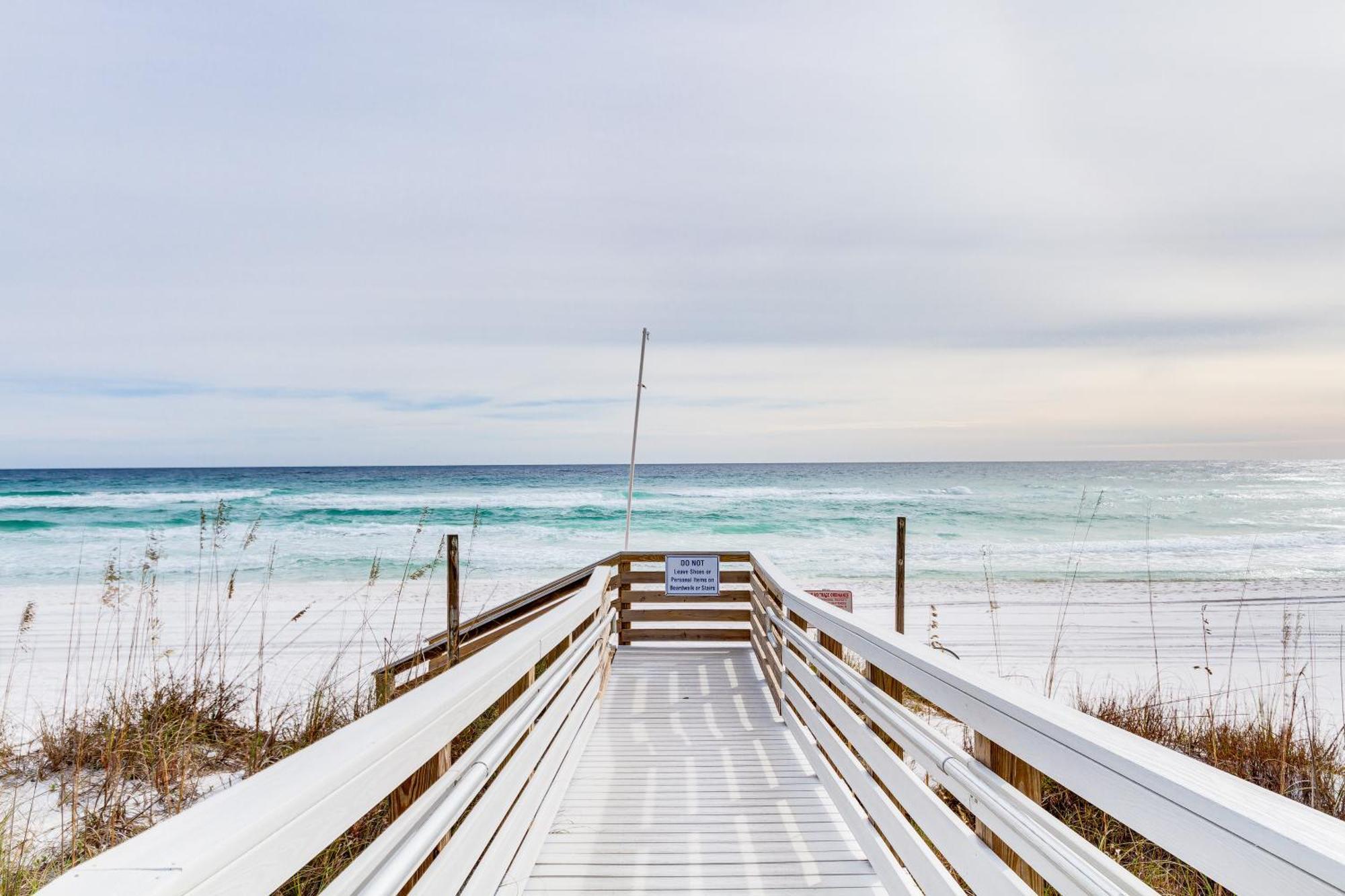 Pensacola Beach Condo With Patio And Access To Beach! Extérieur photo
